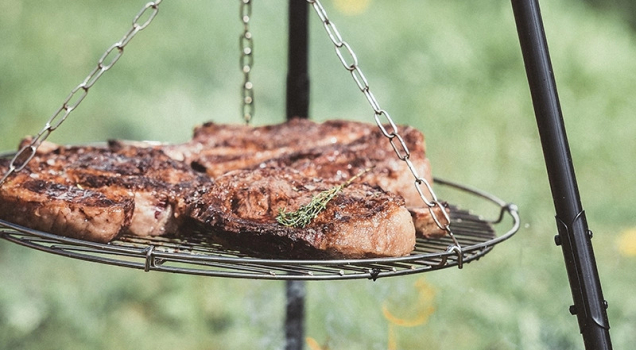 Grillowana karkówka w marynacie z czerwonym winem